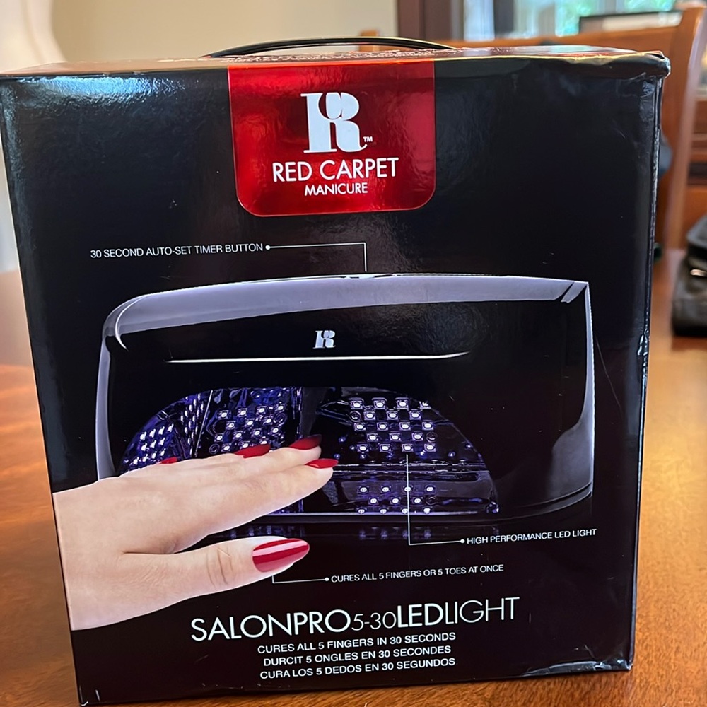 Red Carpet Manicure Salonpro LED light